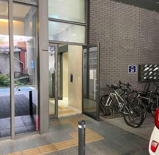 The Share Myeongdong High-rise Floor & Free Gym #subway Station 3min #myeongdong 10min Seoel
